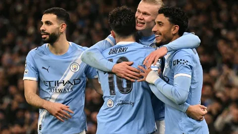 威斯尼斯度假尽显风姿，网友赞叹：魅力四射似母豹